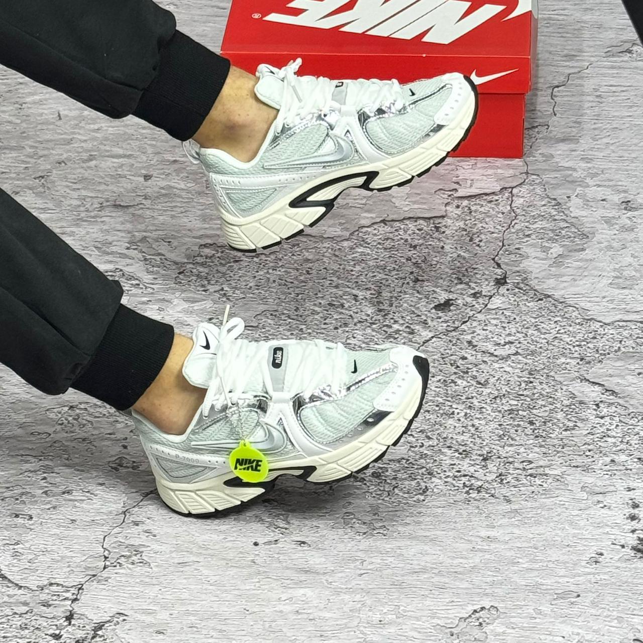 NUEVA NIKE P7000 HOMBRE 4️⃣0️⃣al4️⃣4️⃣