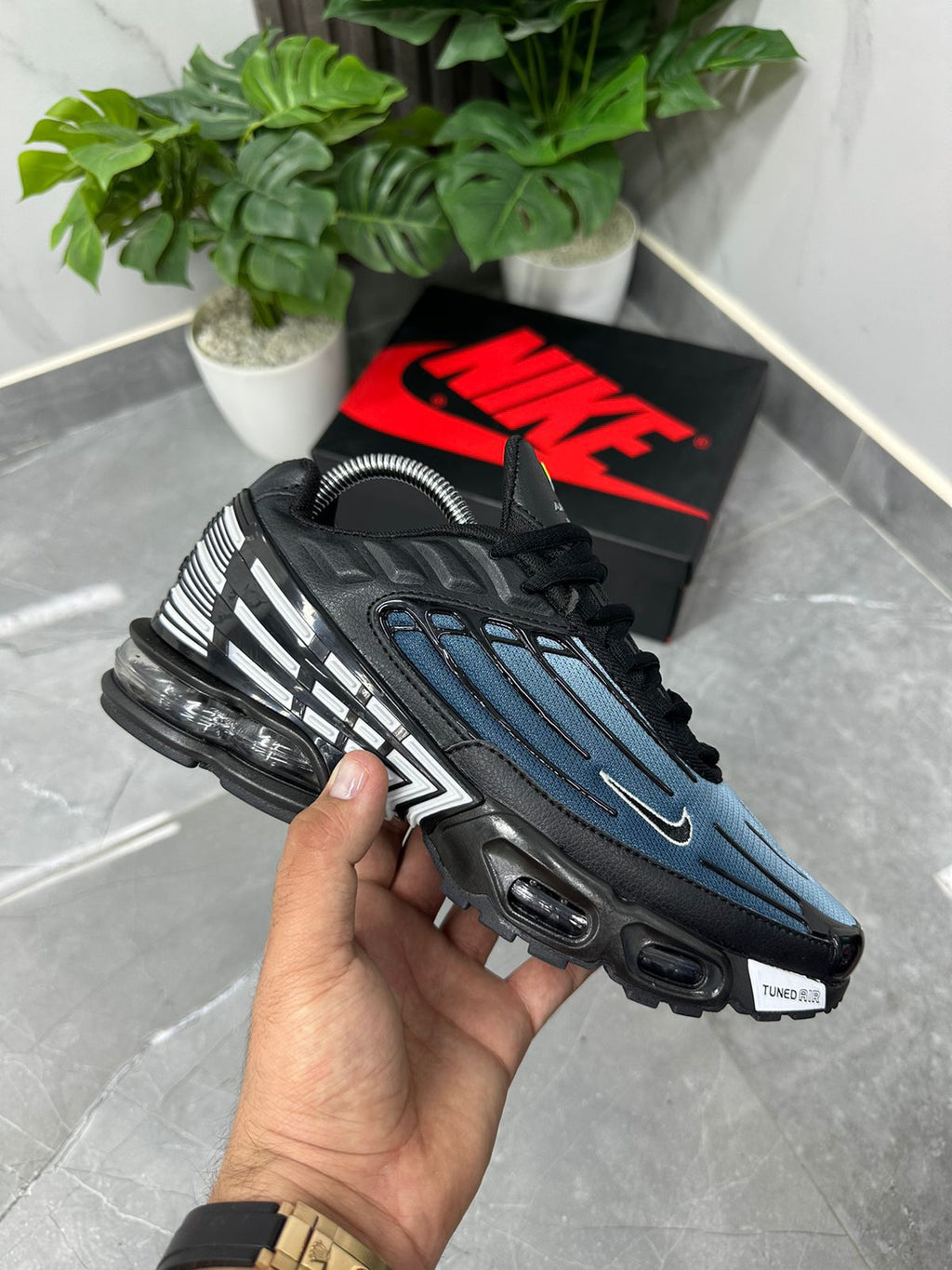 NIKE TN PLUS DE HOMBRE 4️⃣0️⃣al4️⃣4️⃣