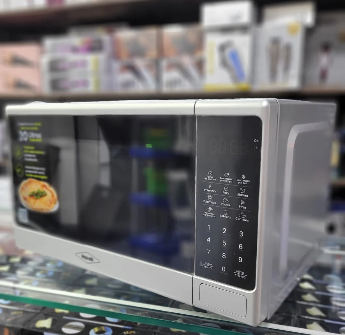 Microondas Haceb 20 Litros Color Plata
