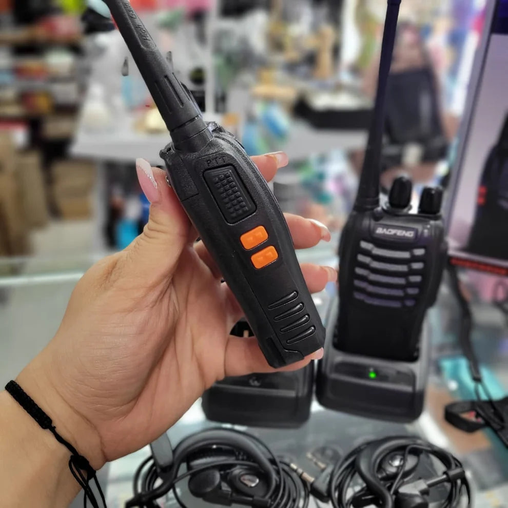 Kit De 2 Radios Intercomunicadores Baofeng Walkie Talkie