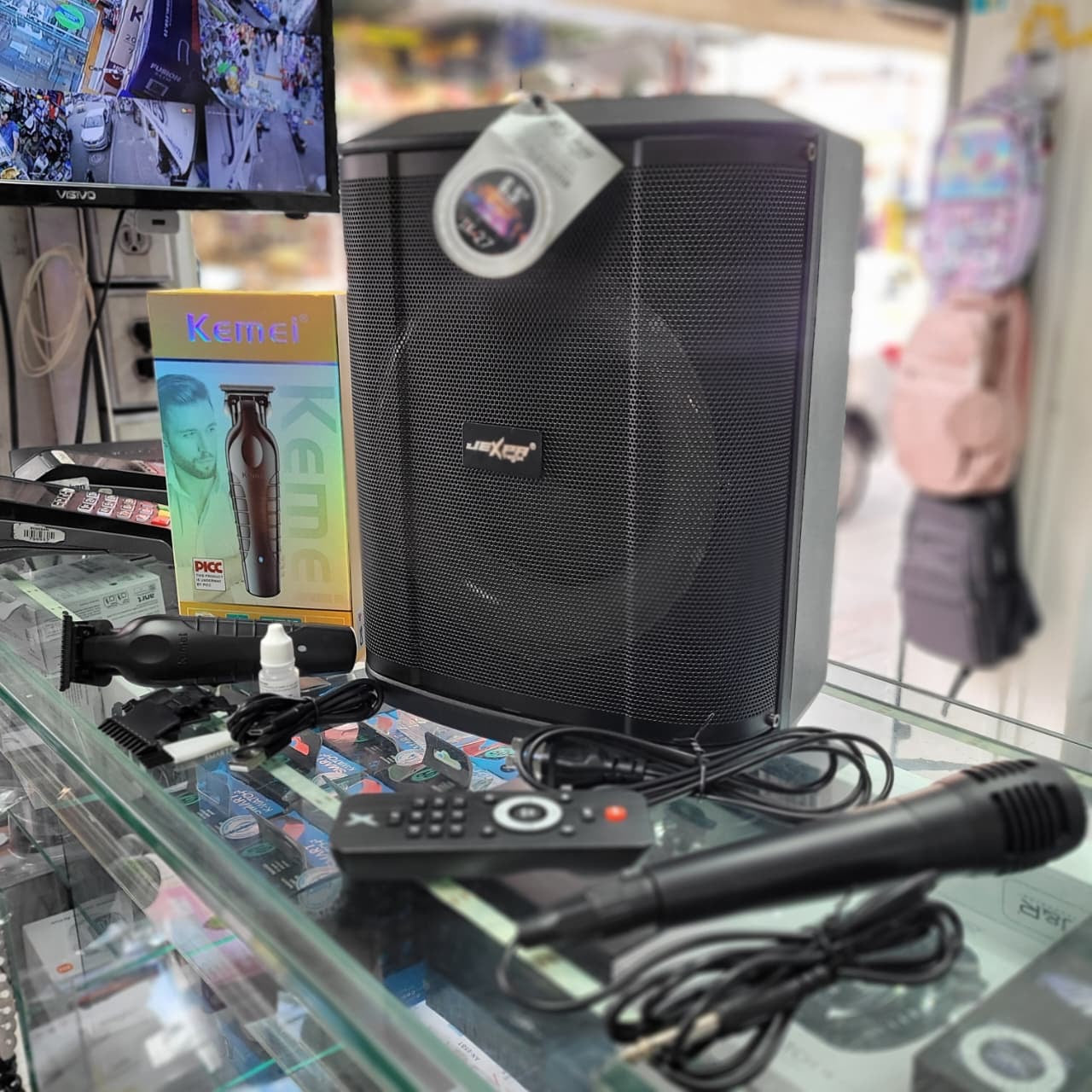 🔥 Combo Promoción de la Semana: Parlante 6.5” Tipo Bose + Afeitadora Profesional Kemei 2299