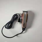Máquina De Motilar Profesional Wahl Legend V9000 Con Guías