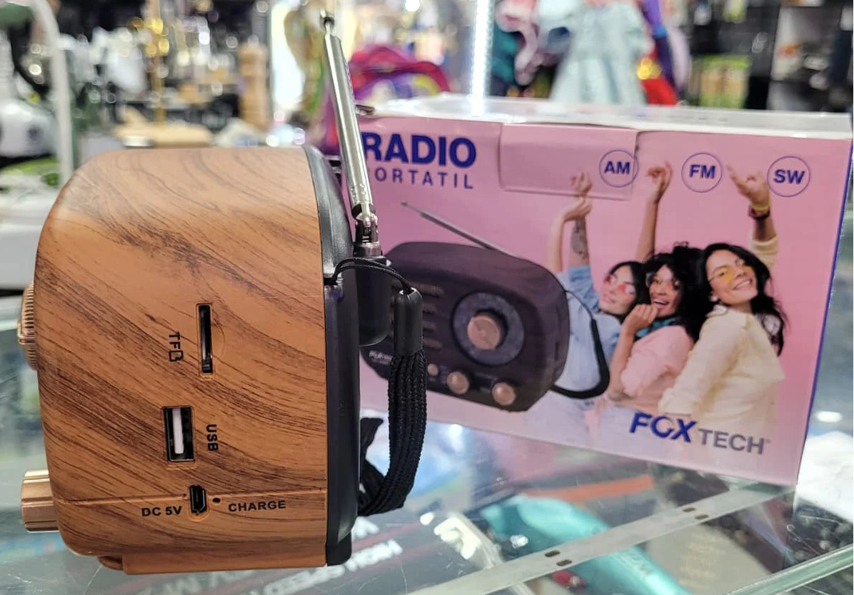 Radio Am/fm Fox Tech 194bt