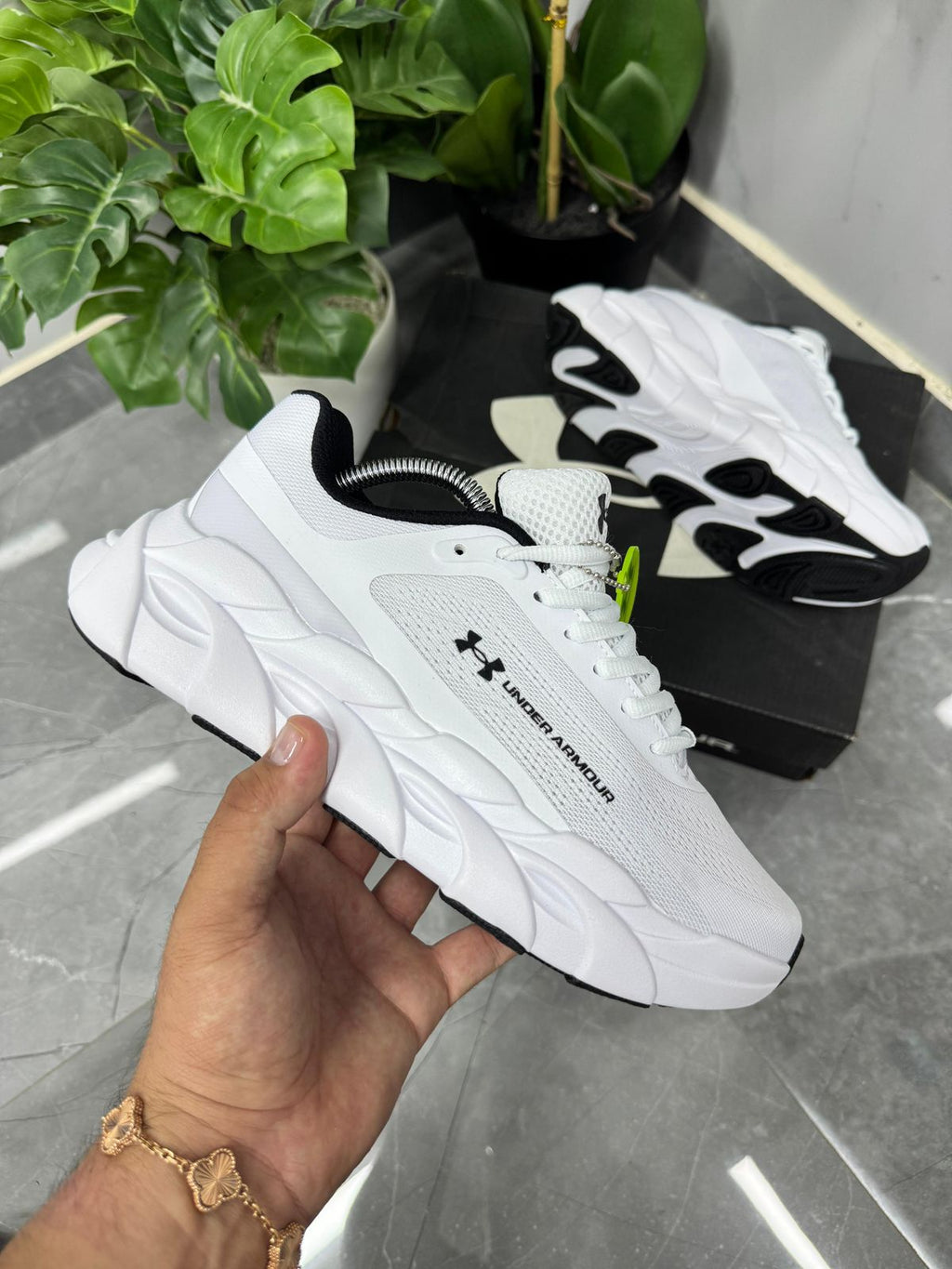 UNDER ARMOUR DE HOMBRE 4️⃣0️⃣al4️⃣4️⃣