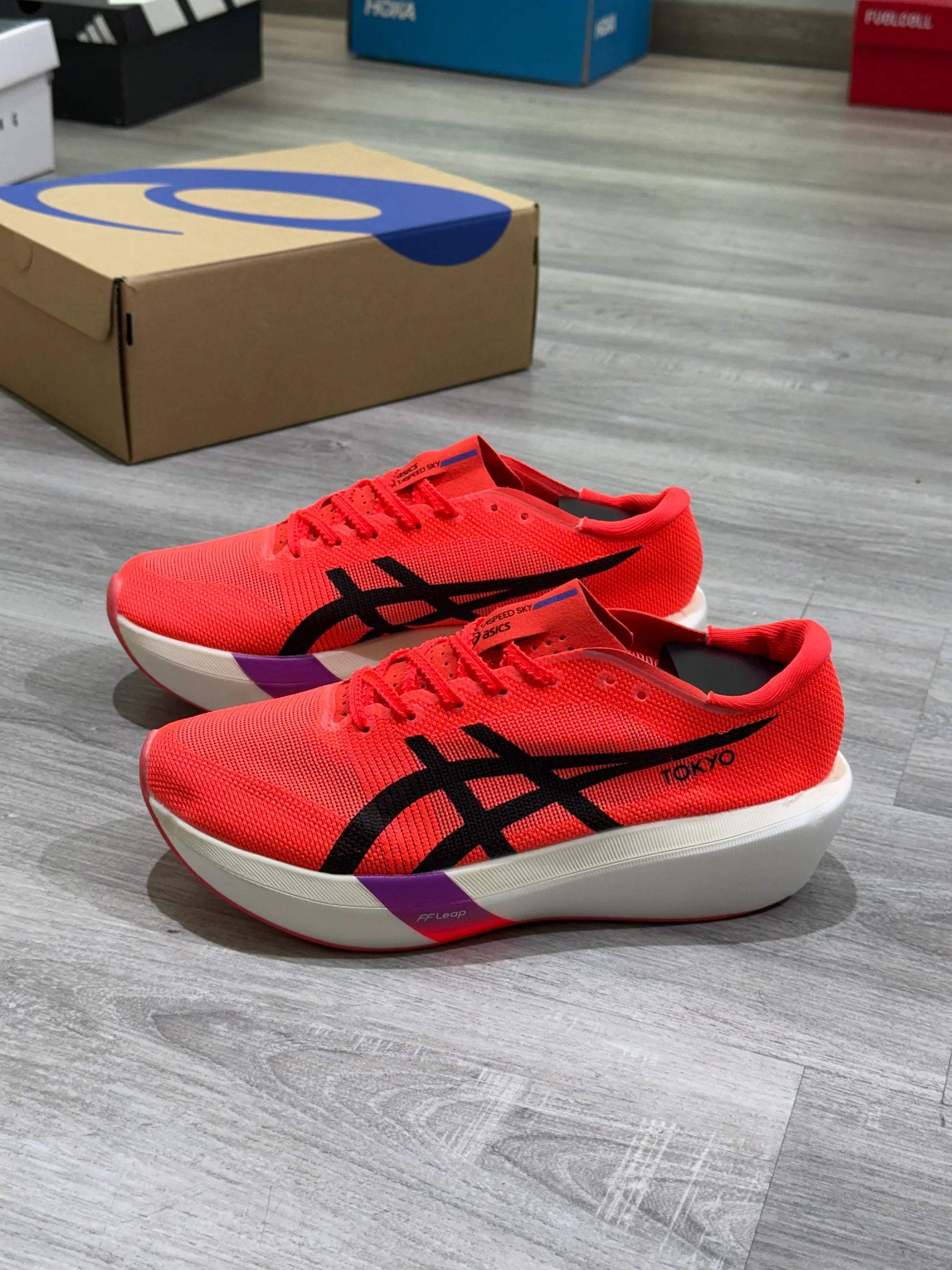 ASICS TOKYO DE HOMBRE 4️⃣0️⃣al4️⃣4️⃣