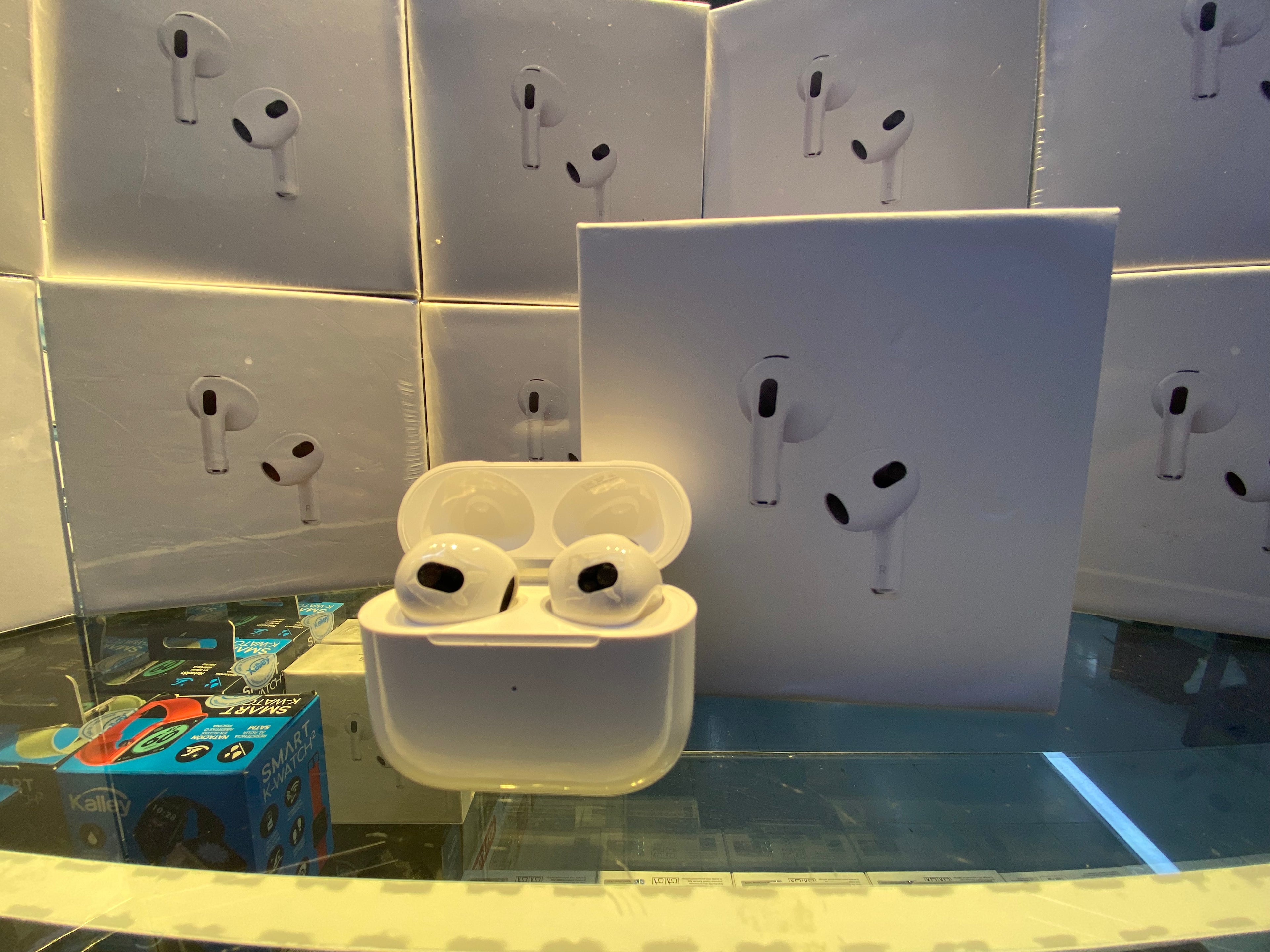 Auriculares Generico Tipo AirPods Tercera Generación