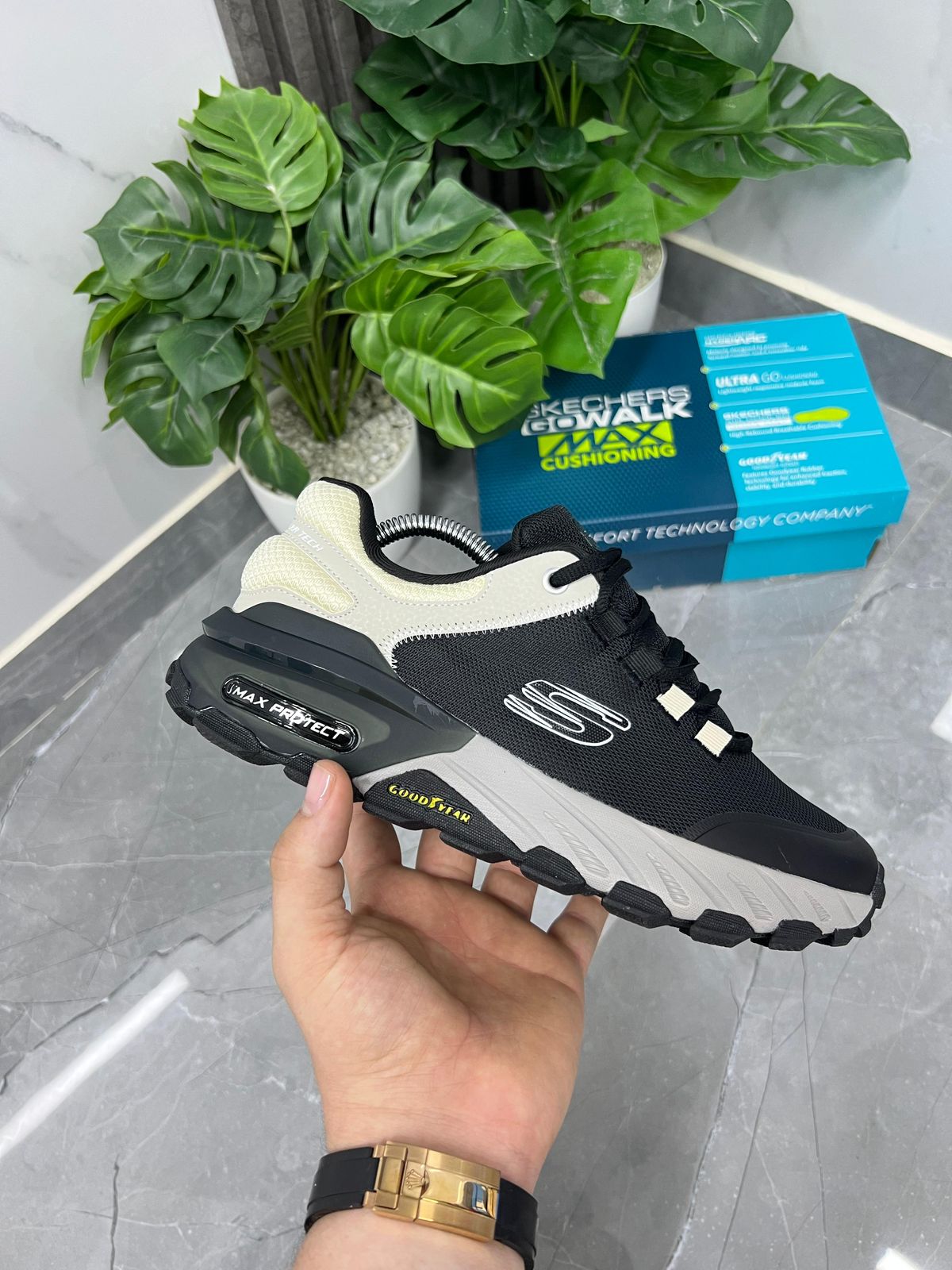 SKECHERS DE HOMBRE 4️⃣0️⃣al4️⃣4️⃣