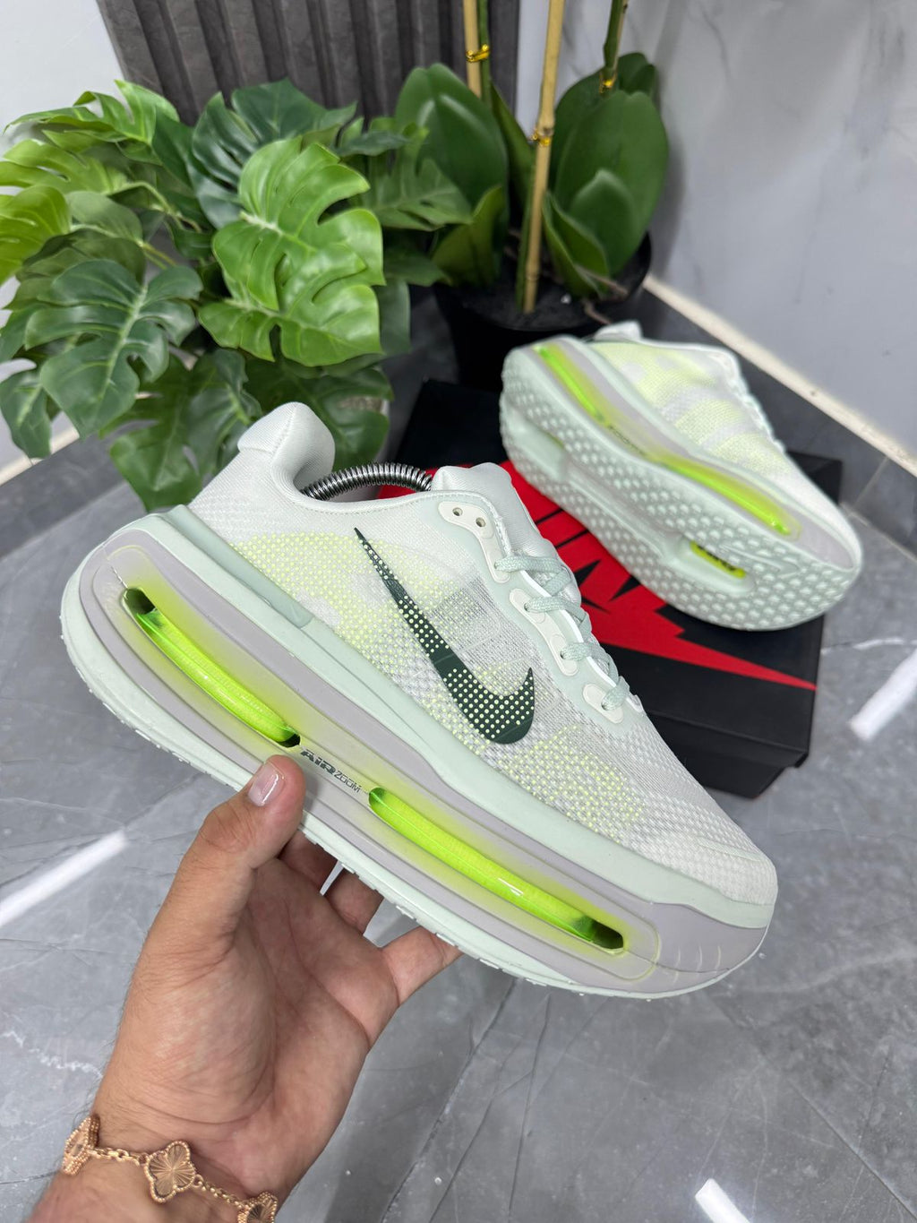 NIKE ZOOM DE HOMBRE 4️⃣0️⃣al4️⃣4️⃣