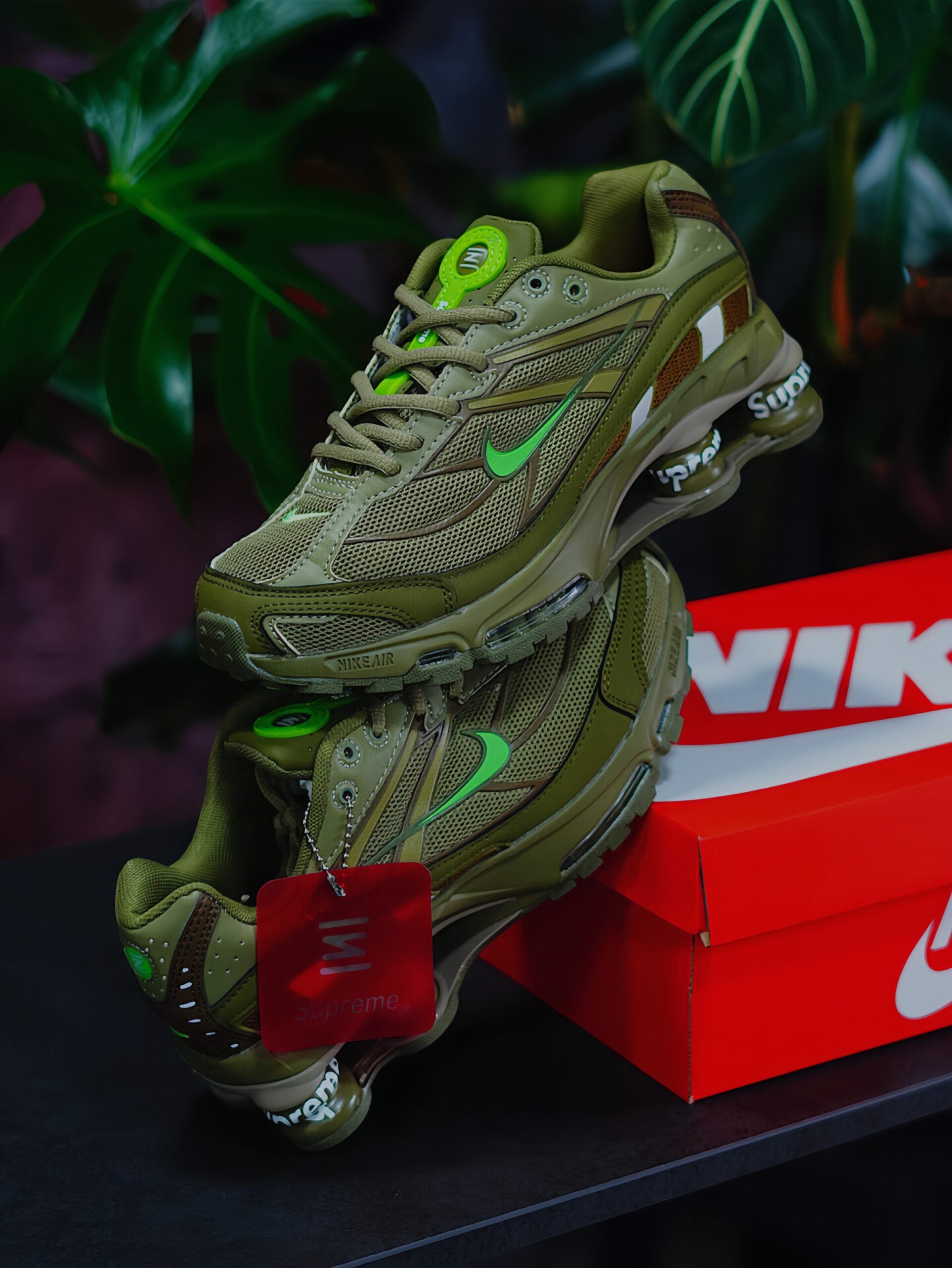 NIKE SHOX SUPREME  DE HOMBRE 4️⃣0️⃣al4️⃣4️⃣